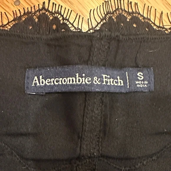 Abercrombie & Fitch Black Lace Plaid Cami - Picture 2 of 3